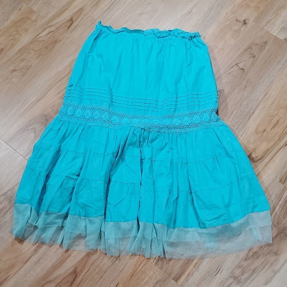 🦋Color Code Turquoise Layered Ruffle Skirt Medium
